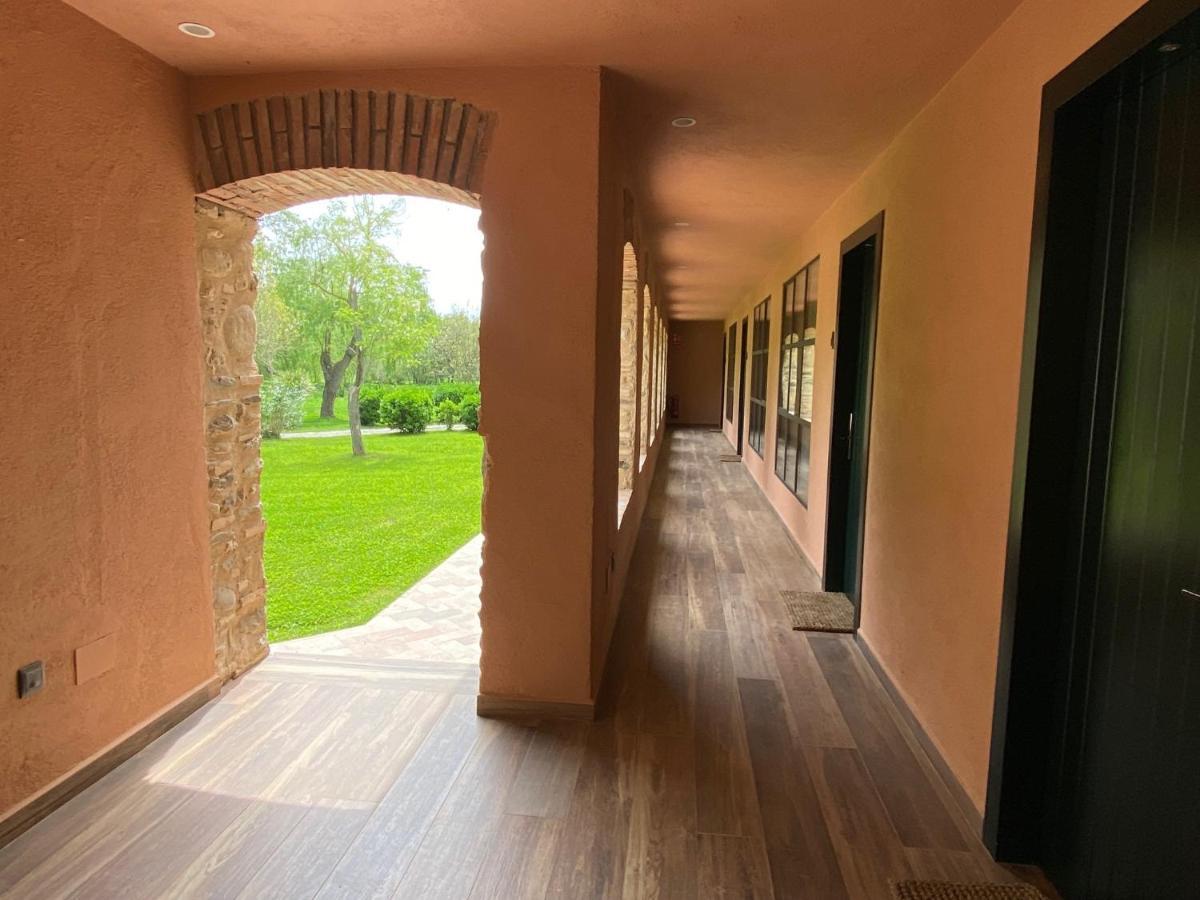 Hotel Mas Aret Peralada Kültér fotó